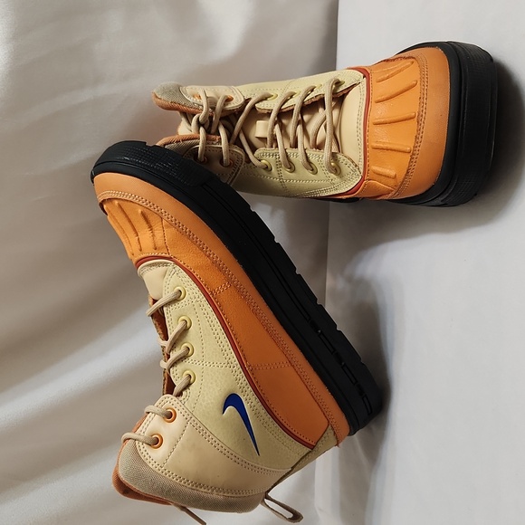 Nike ACG Woodside 2 High-top Boots (Big Kids Size 4Y) - Picture 3 of 16